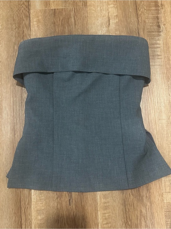 Babaton Tops - Aritzia Strapless Fold-Over Bustier Top Dark Gray